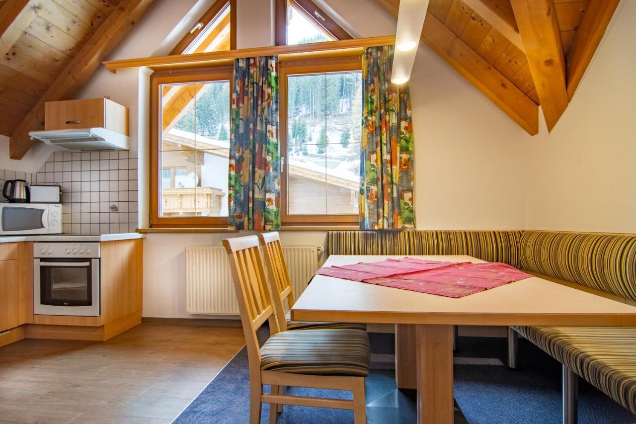 Apart Bergblick Ишгъл Екстериор снимка